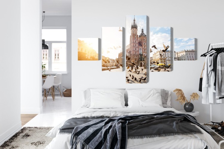 Obraz Wieloczęściowy Bazylika Mariacka O Wschodzie Słońca