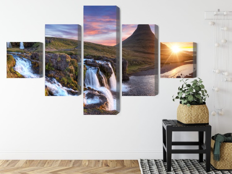 Obraz Wieloczęściowy Góra Kirkjufell Z Wodospadami