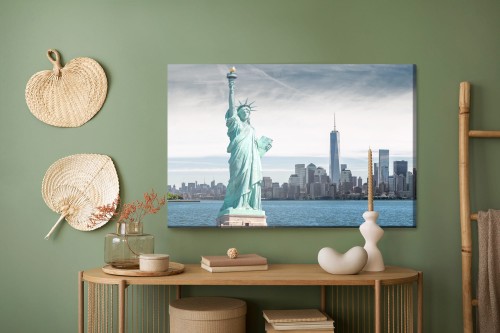 Obraz Na Płótnie Statua Wolności Na Tle Nowojorskich Wieżowców